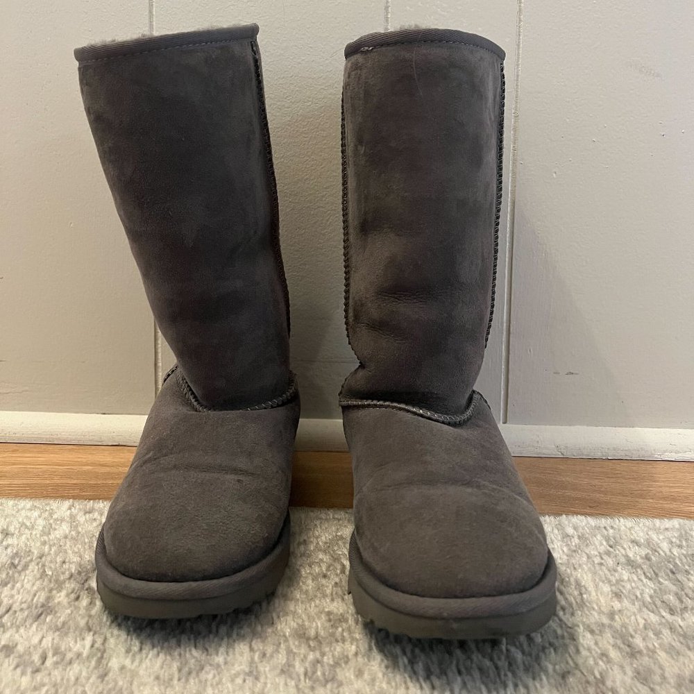 Grey Uggs, Mid-Calf length